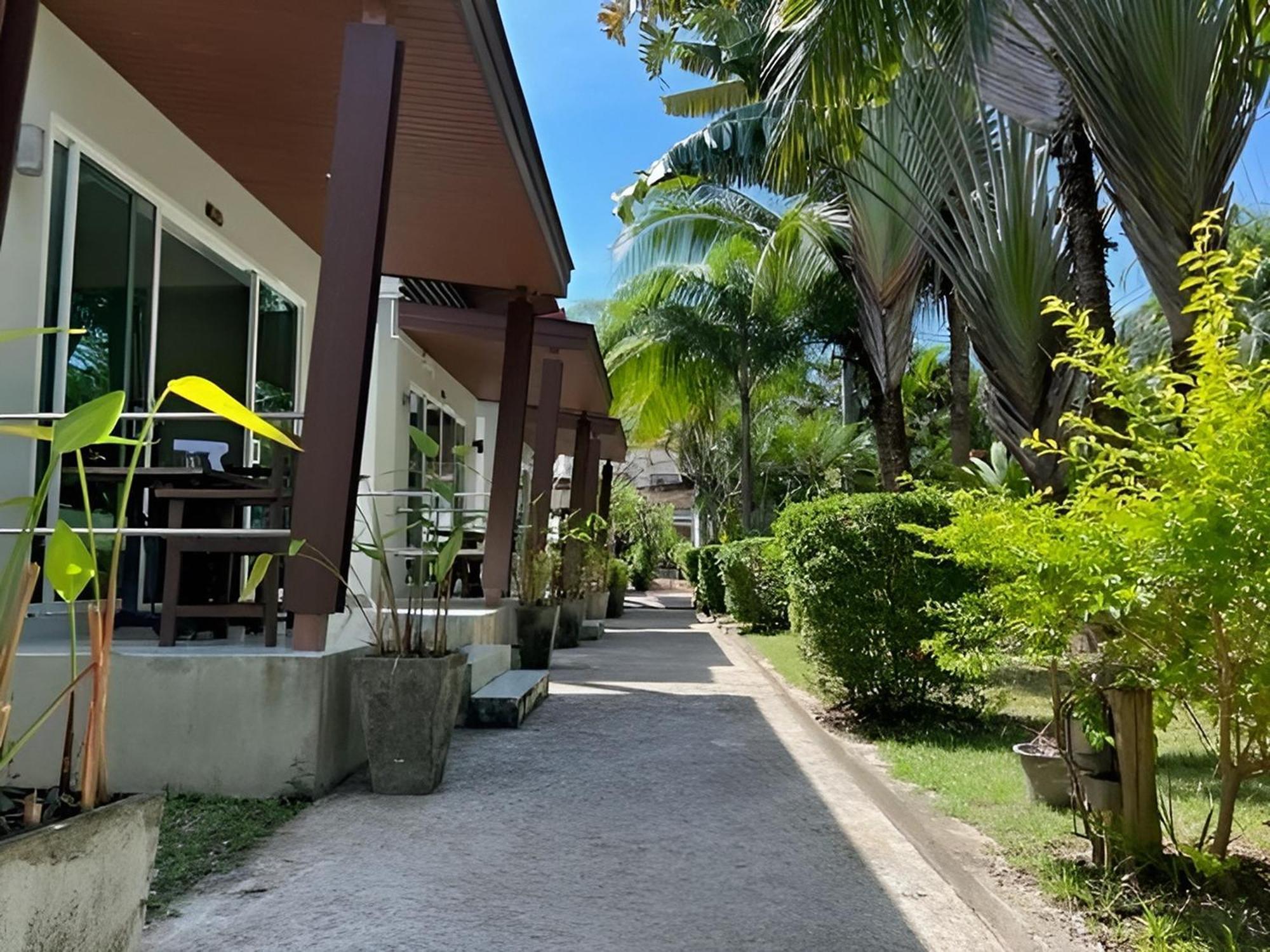 Naiyang Boutique Resort Ban Phak Chit Екстериор снимка