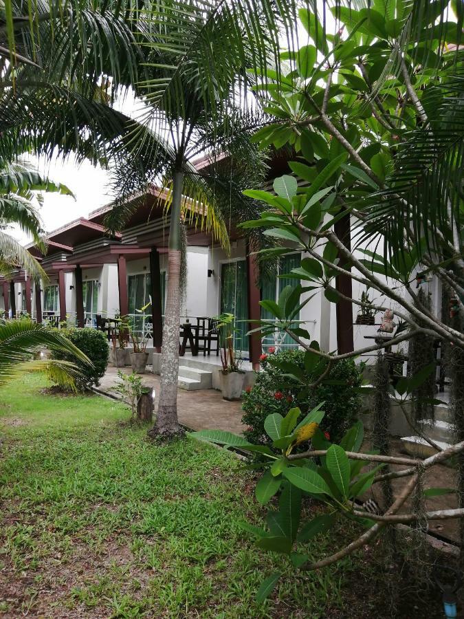Naiyang Boutique Resort Ban Phak Chit Екстериор снимка
